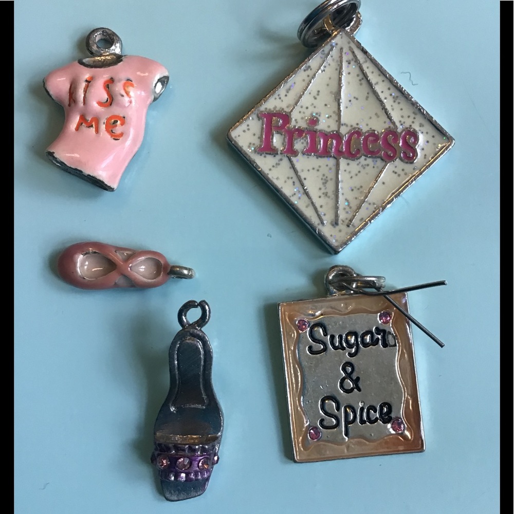 5 jewelry items